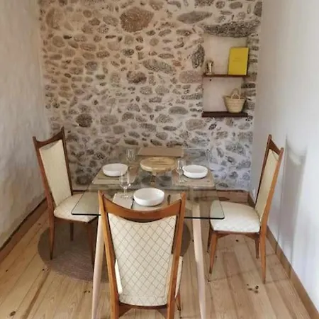 Appartamento Rénové, Charme Naturel Et Authenticité Au Cœur Du Village Sorède