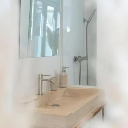 Rénové, Charme Naturel Et Authenticité Au Cœur Du Village Appartamento Sorède