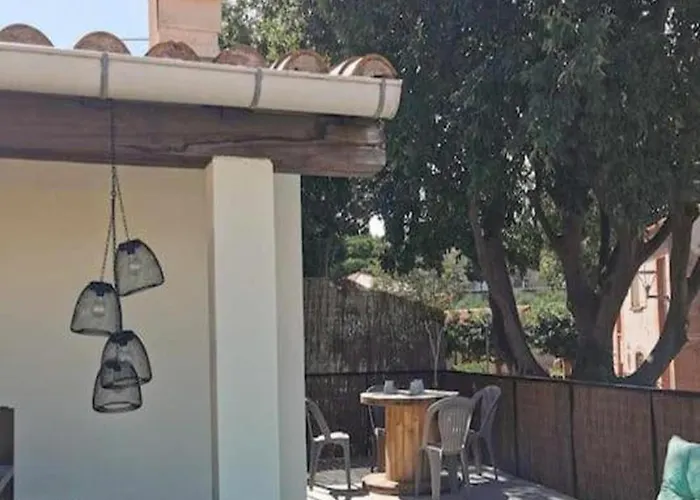 Renove, Charme Naturel Et Authenticite Au Coeur Du Village Daire Sorède