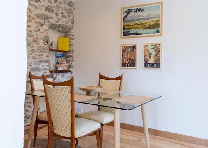Daire Renove, Charme Naturel Et Authenticite Au Coeur Du Village